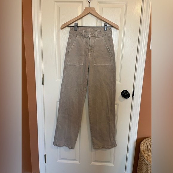 American Eagle Outfitters Denim - American Eagle Green Khaki Wide Leg Jeans Size 00